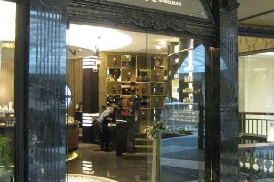 百貨精品商空 — 商空工程