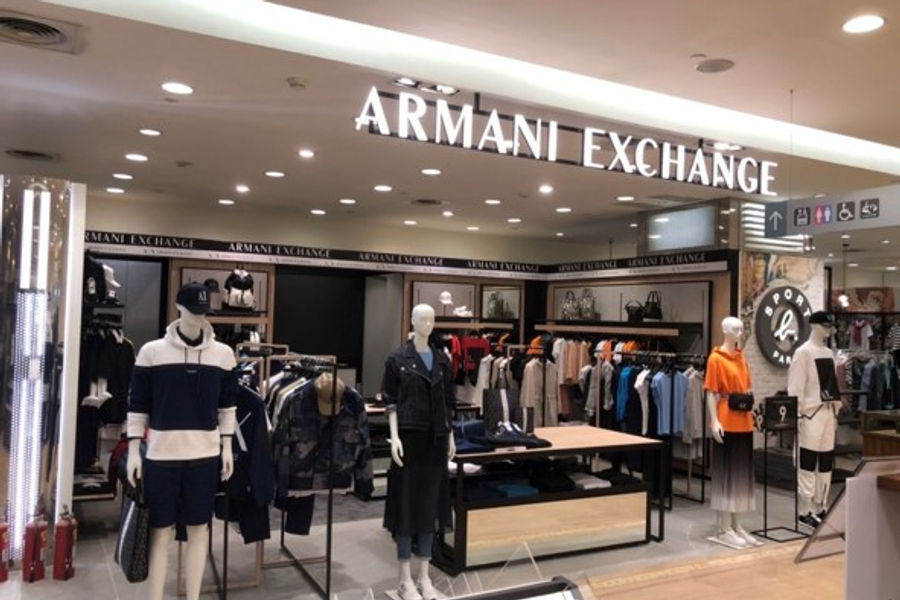 Armani Exchange — 品牌旗艦